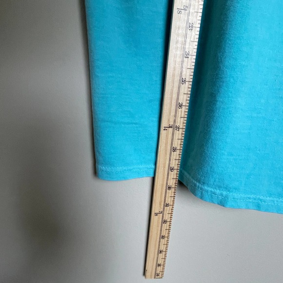 NWT Puerto Rico Graphic Tee Short Sleeve Crew Neck Blue Neon El Morro San Juan L - Picture 9 of 11